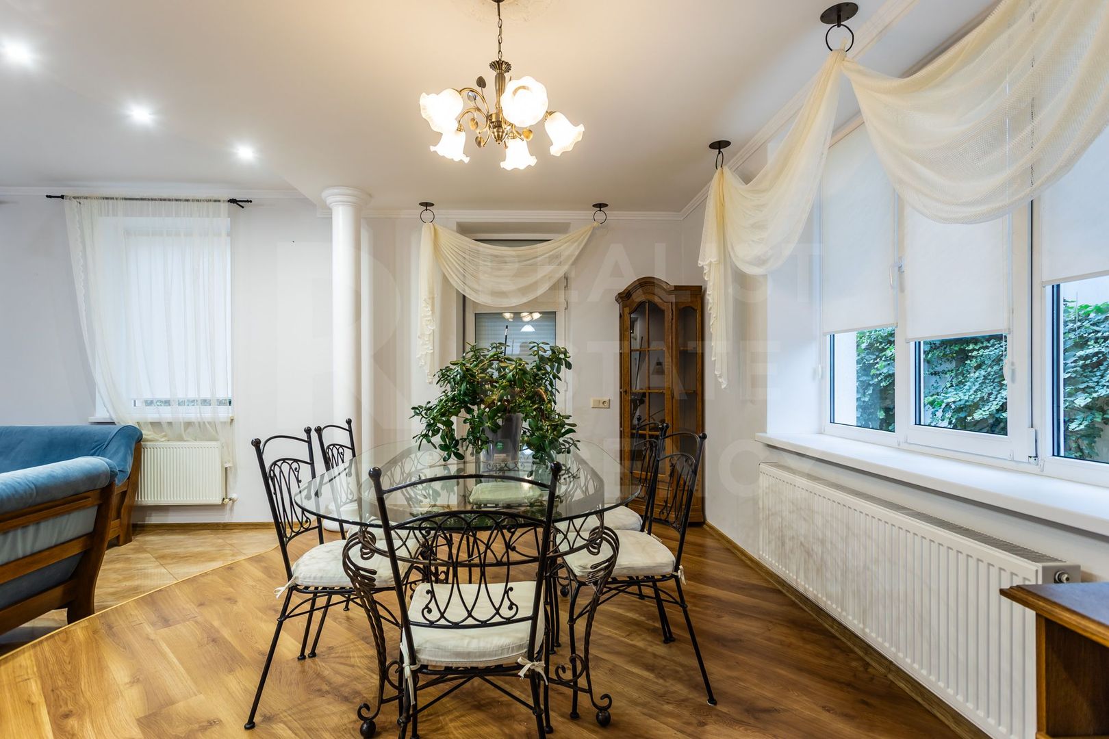 Chirie, casă, 3 camere, strada Sergiu Radautanu Codru - Poză 6