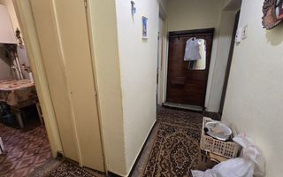 Apartament 3 Camere, Etaj 2, Bd. Transilvaniei - Poză 2