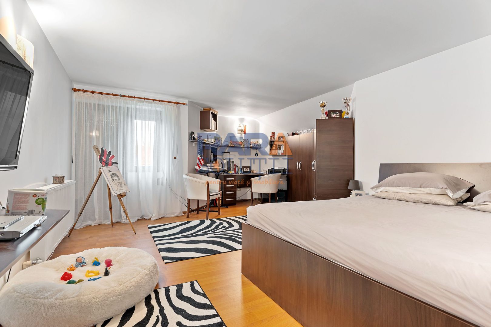 Casă cu 3 dormitoare și 2600 mp teren - Poză 13