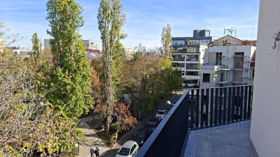 Parc Cazzavillan | Penthouse | 140 mp utili | 180 mp Terasa - Poză 17