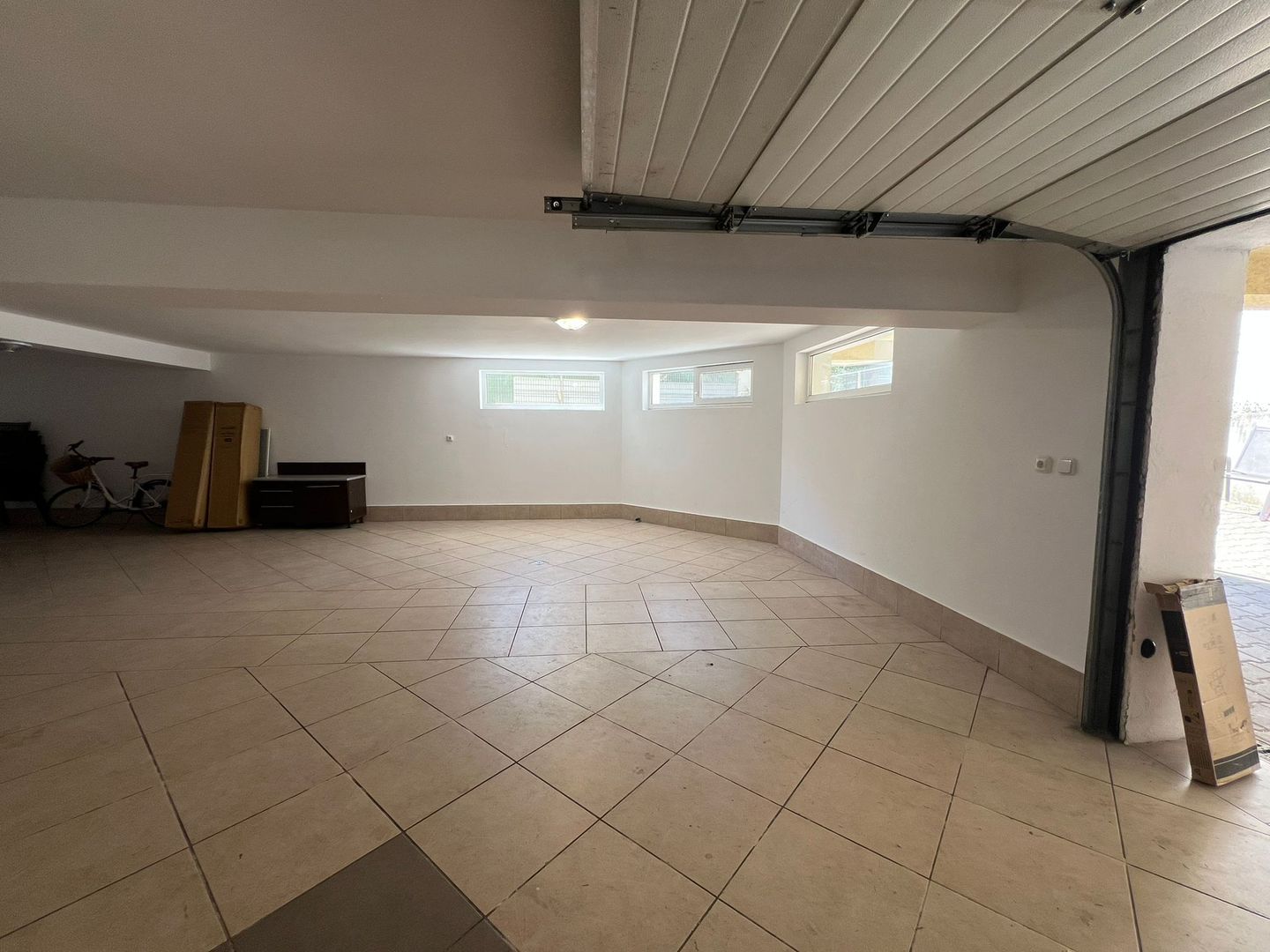 De inchiriat! Apartament spatios, zona exceptionala! - Poză 20