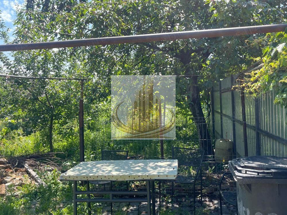 Casa de vanzare 3 apartamente zona Lipovei - Poză 1