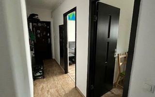 Apartament 2 camere, 49mp, cu balcon şi parcare - Poză 11