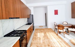 Vânzare apartament 3 camere 84mp - Poză 4