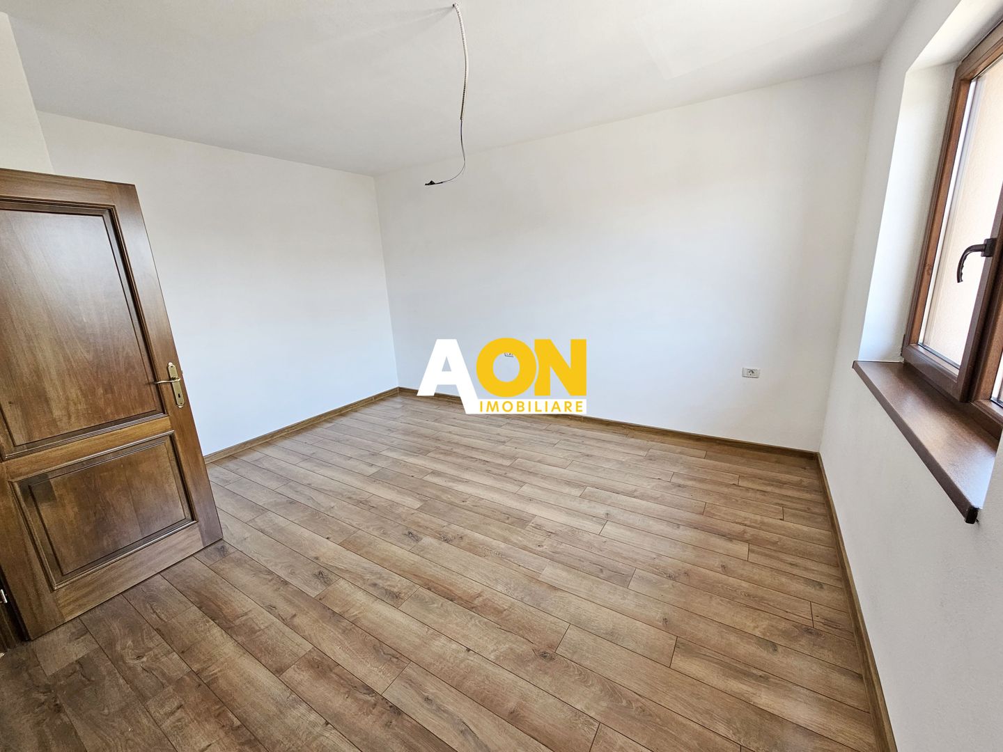 Casa tip insiruit, 4 camere, 2 bai, finisata la cheie, Cetate - Poză 15