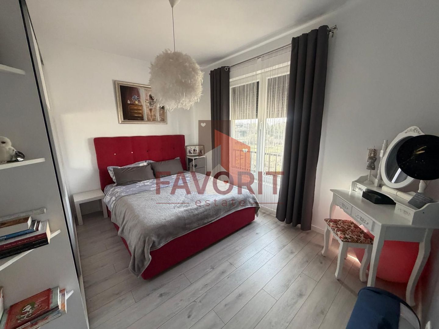 Mobilat si utilat. Pozitie excelenta. Loc de parcare - Poză 4