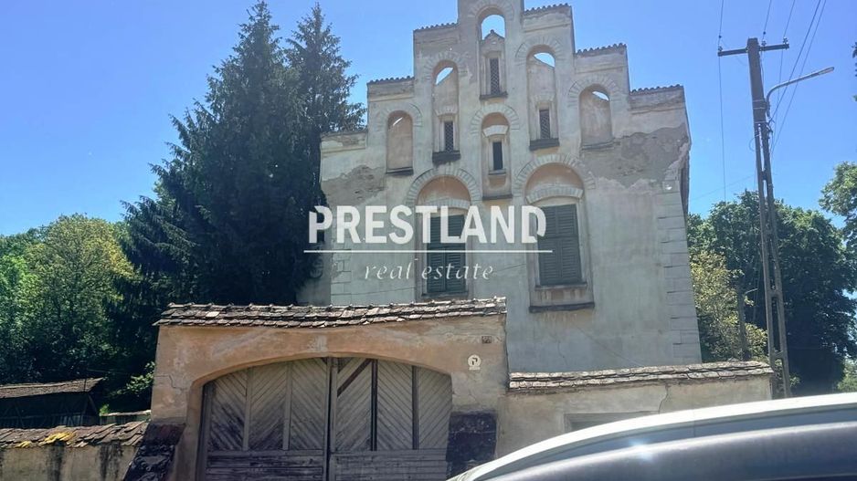 Casa modesta ,situată in Slimnic - Poză 2