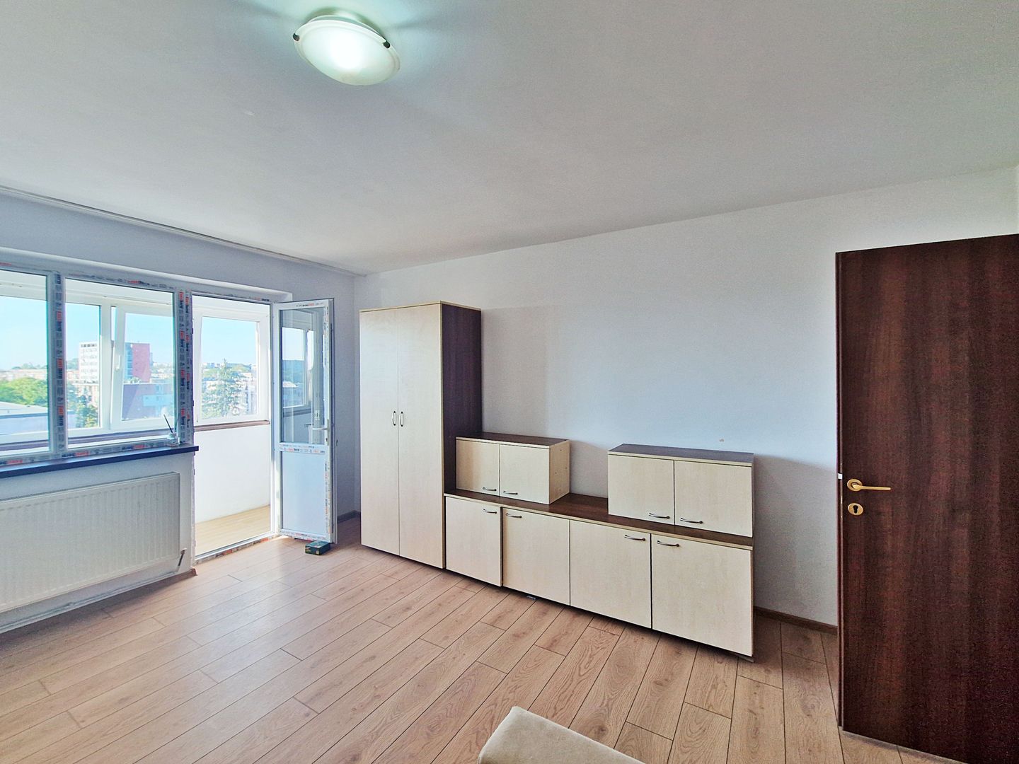 AZURA Imobiliare - Garsonieră Mobilată de Închiriat Pitești Craiovei - Poză 4