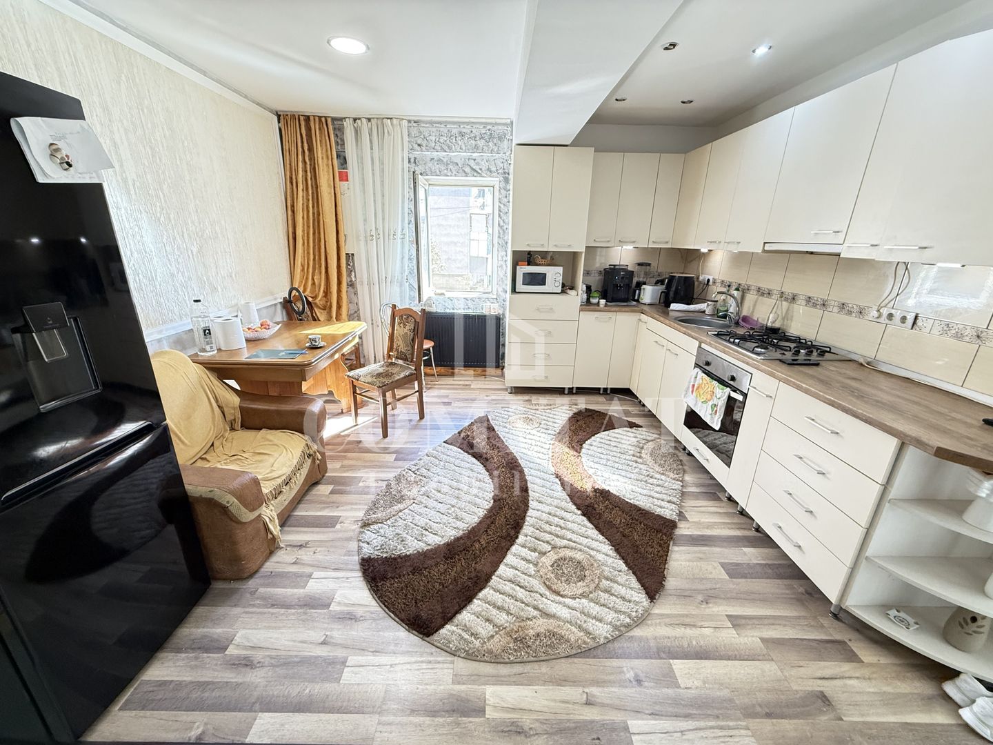 Apartament cu 3 camere | 55 mp | Parcare subterana | Zona Regal -Baciu - Poză 1