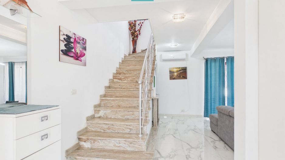 Vilă cu 4 camere in Livada - Poză 7