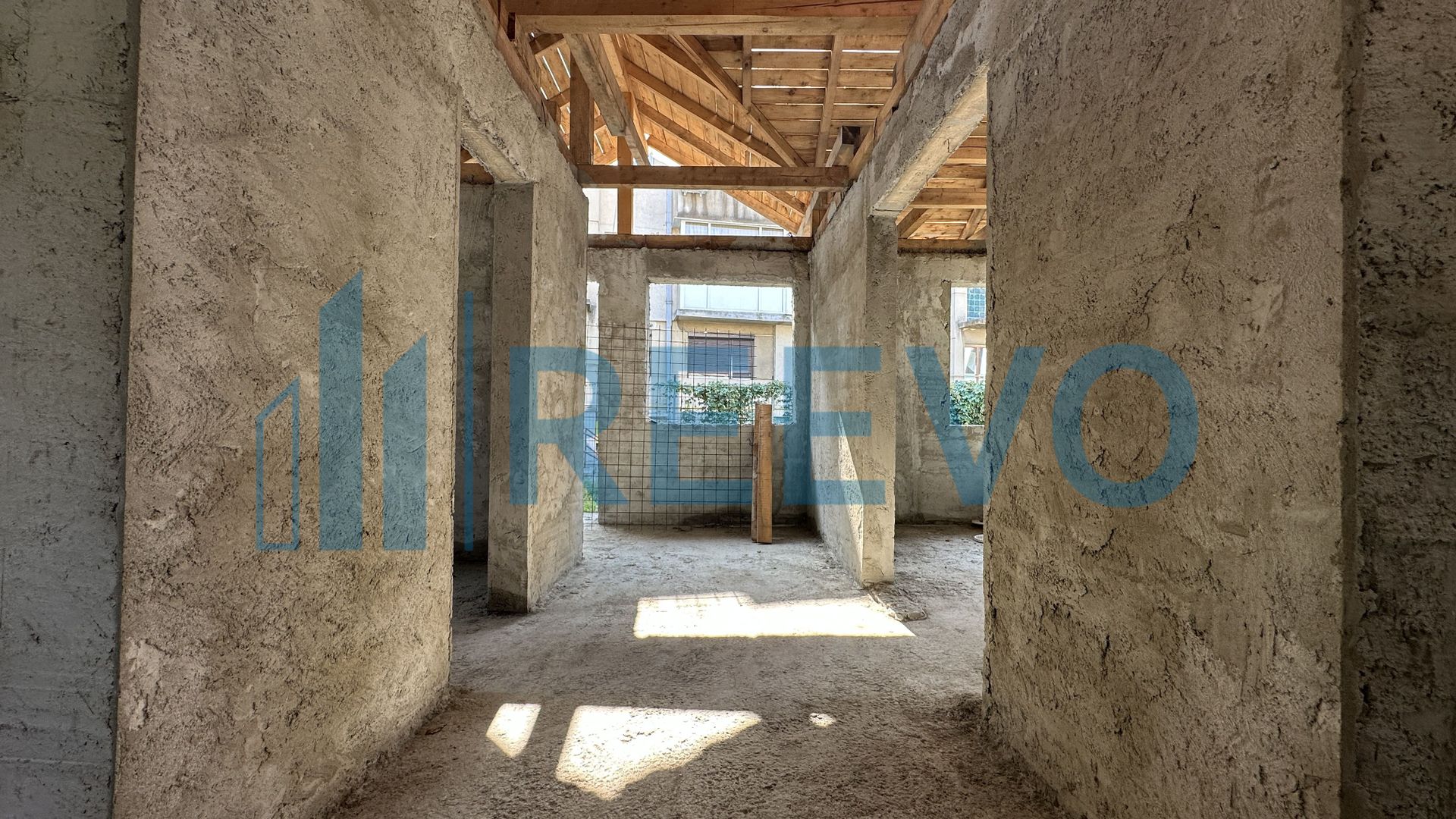 Casă de vânzare, centrală, pe str. Oituz, Bacău - Poză 13