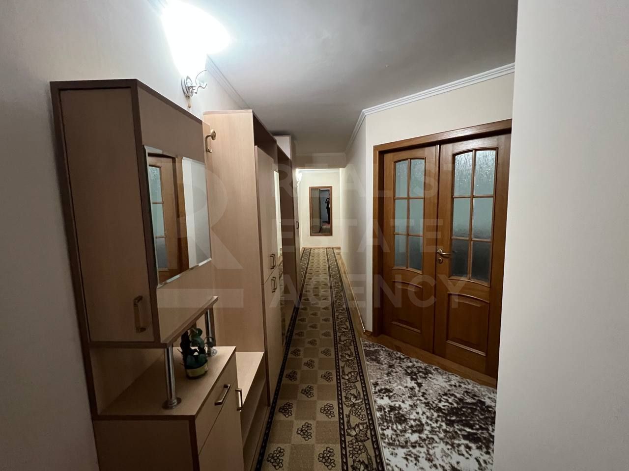 Vânzare, apartament, 4 camere, strada Miron Costin, Râșcani - Poză 2