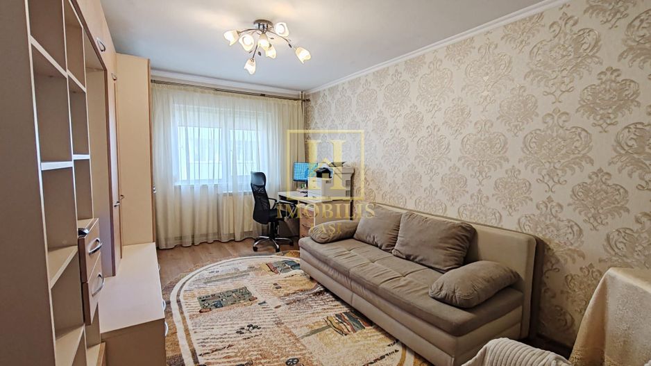 Prima inchiriere! Ap. 2 camere, D., et.2, 460euro-Podul de Fier - Poză 1