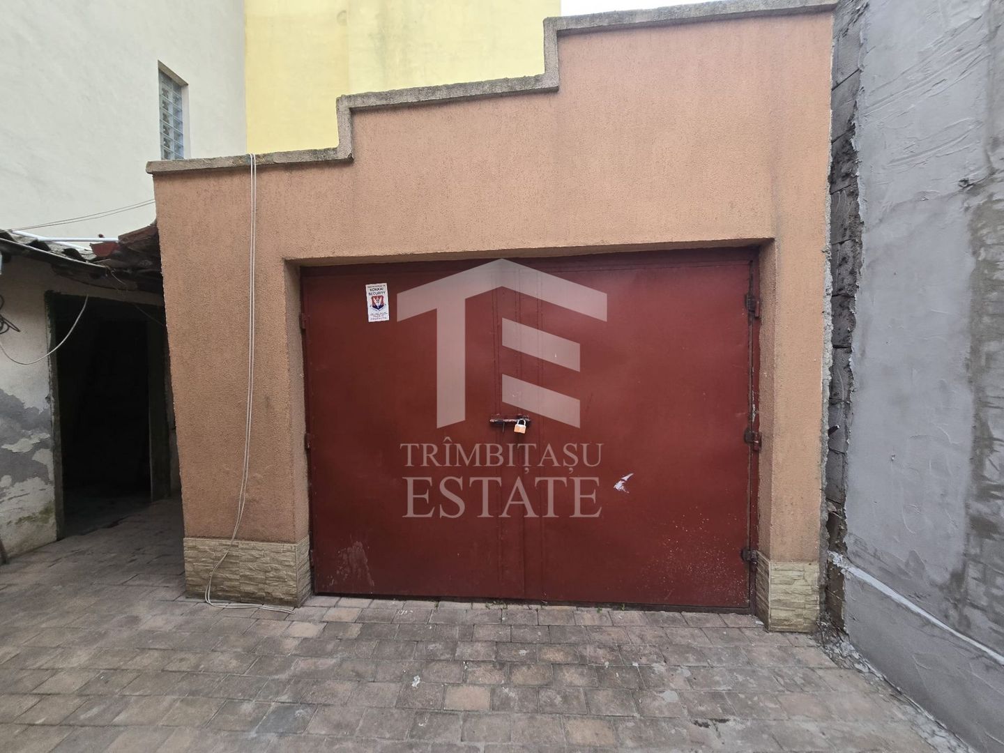 CENTRU- Casa ideala pentru birouri | studio | cabinet | gaz | curte - Poză 7