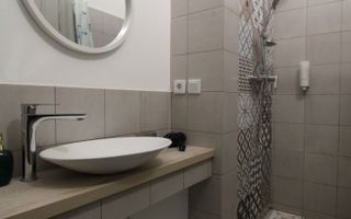 Spațiu mixt – ideal birou sau locuință, 75 mp utili, centrala proprie. - Poză 9