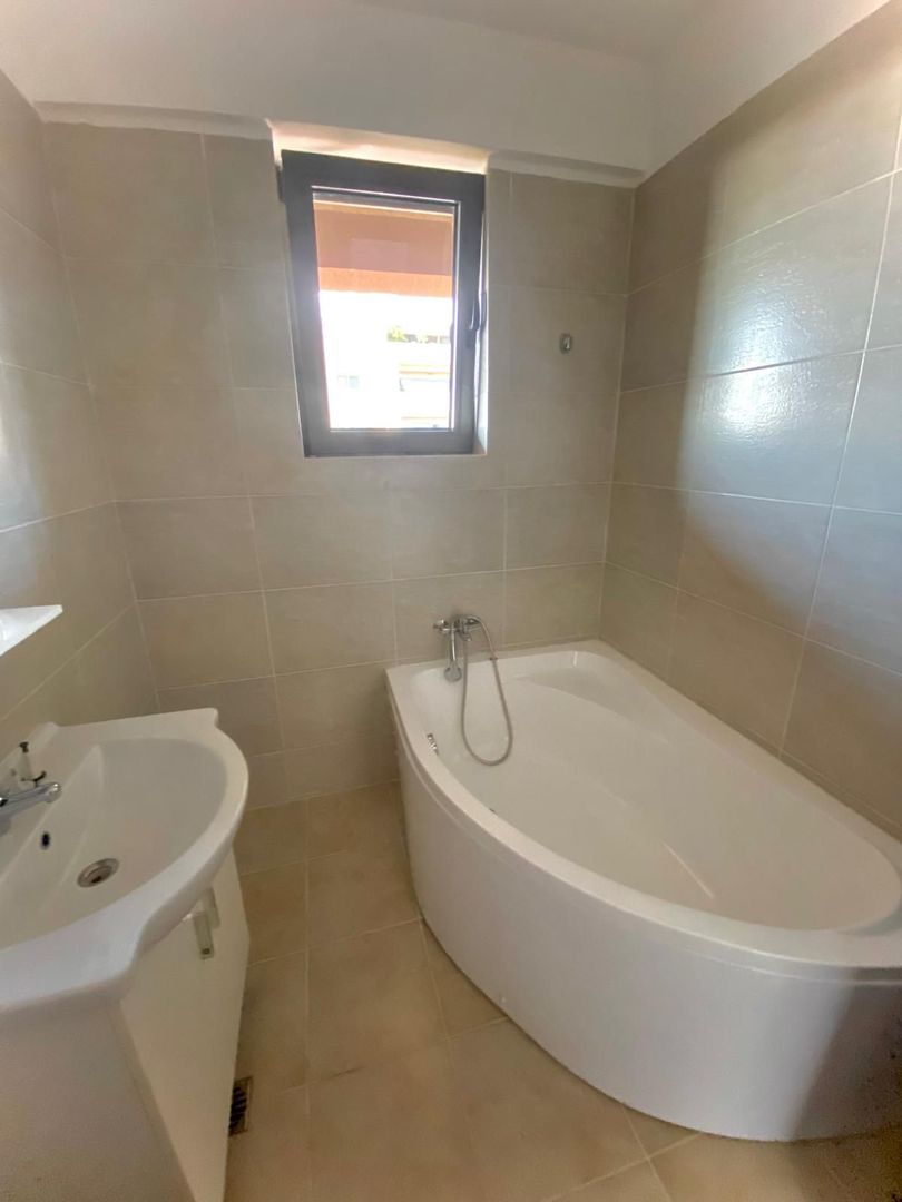 Apartment 2 camere vedere Lac Pipera zona Pipera Plaza Rond OMV - Poză 11