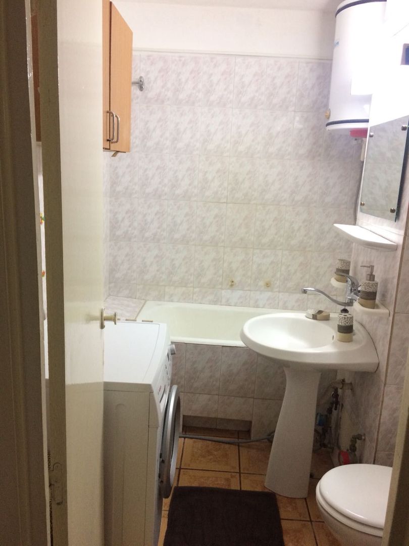 Decomandat si spatios zona Girocului - Poză 17
