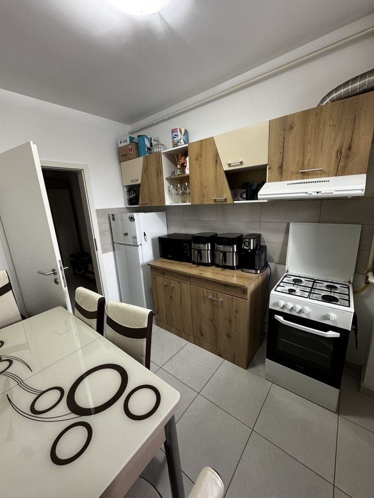Apartament de vanzare 2 camere, bloc nou, zona Tractoru - Maurer - Poză 2
