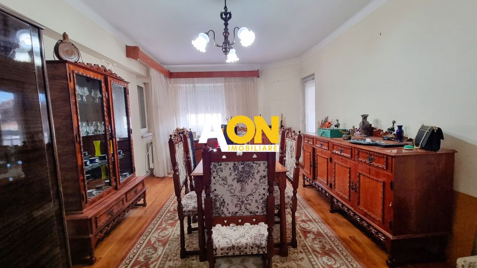 Apartament 3 camere, 75 mp utili, etaj 1, ultracentral - Poză 1