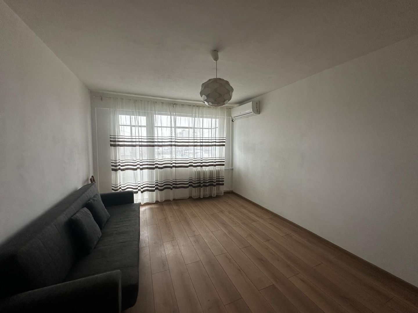 Apartament 2 camere mobilat complet, balcon, pet friendly, Titan - Poză 4