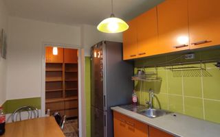 Apartament 3  camere, etaj 2, parcare inclusa, zona Policlinica Titan - Poză 3