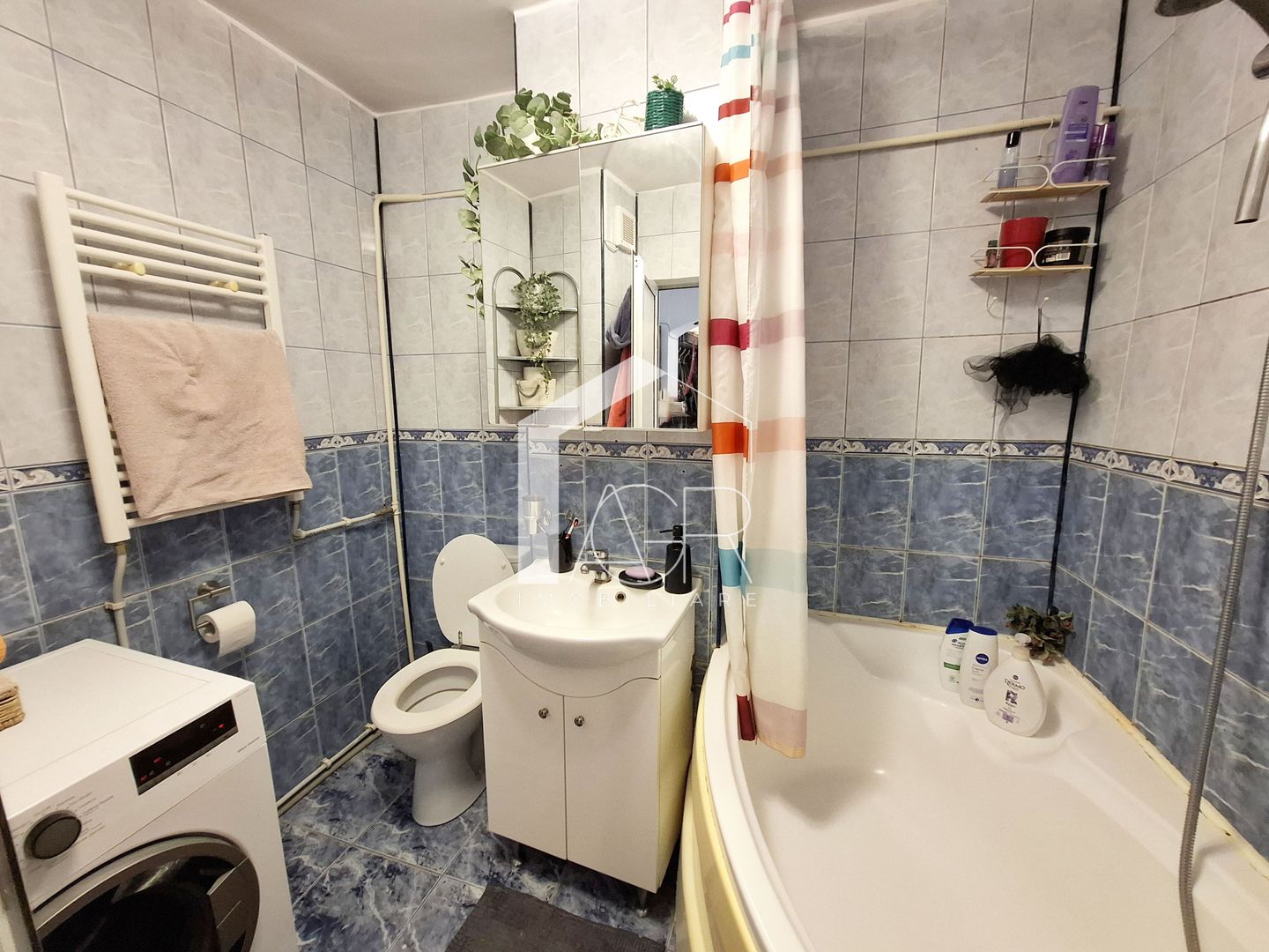 Apartament cu 3 camere, ultracentral - Poză 14