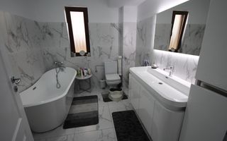 Modern si primitor - Poză 34