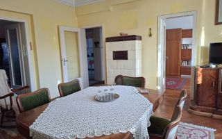 Apartament cu 3 camere si garaj in zona centrală - Poză 5