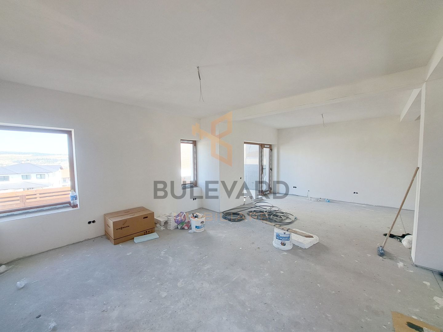 Casa tip duplex in zona Vivo Mall,  str Razoare Floresti - Poză 15