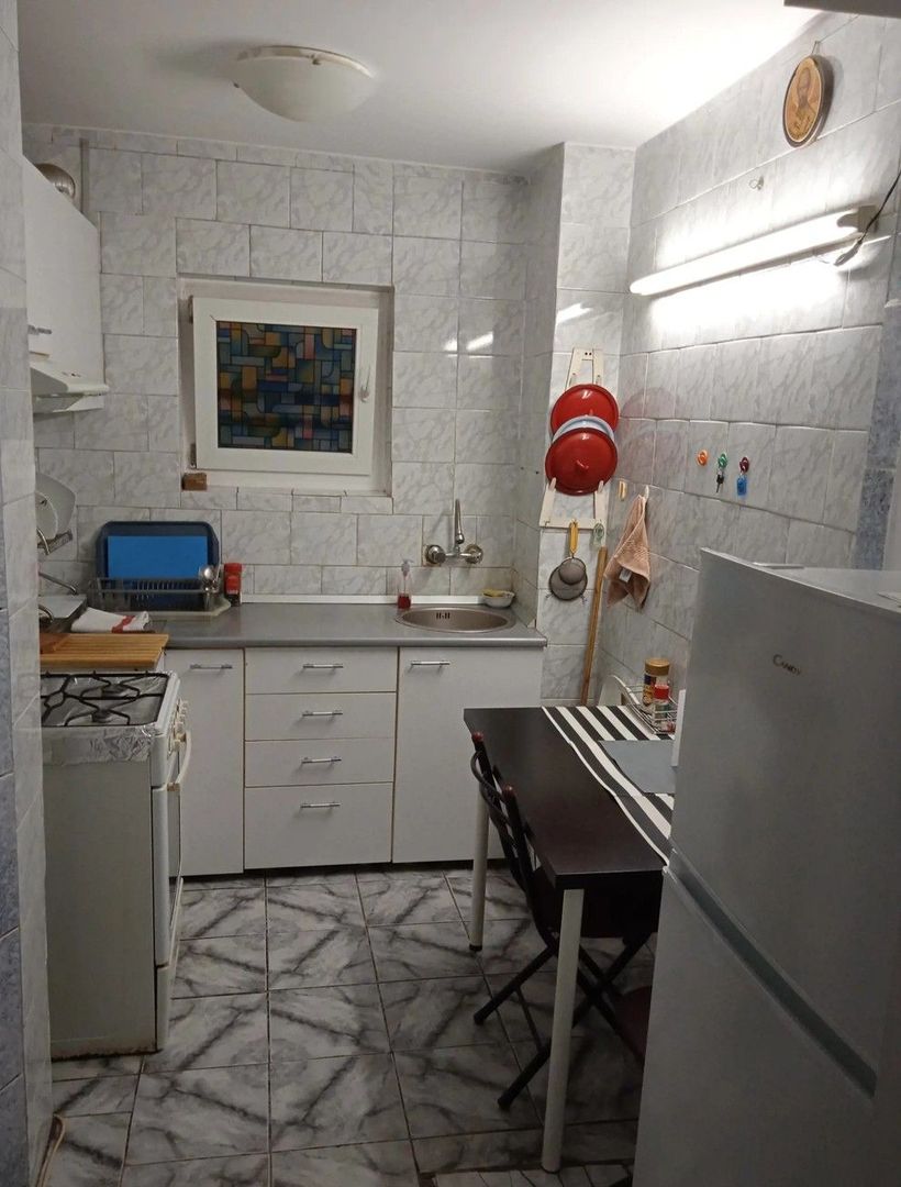 🔑 Vanzare apartament 3 camere - Zona Piața Titan - Poză 3