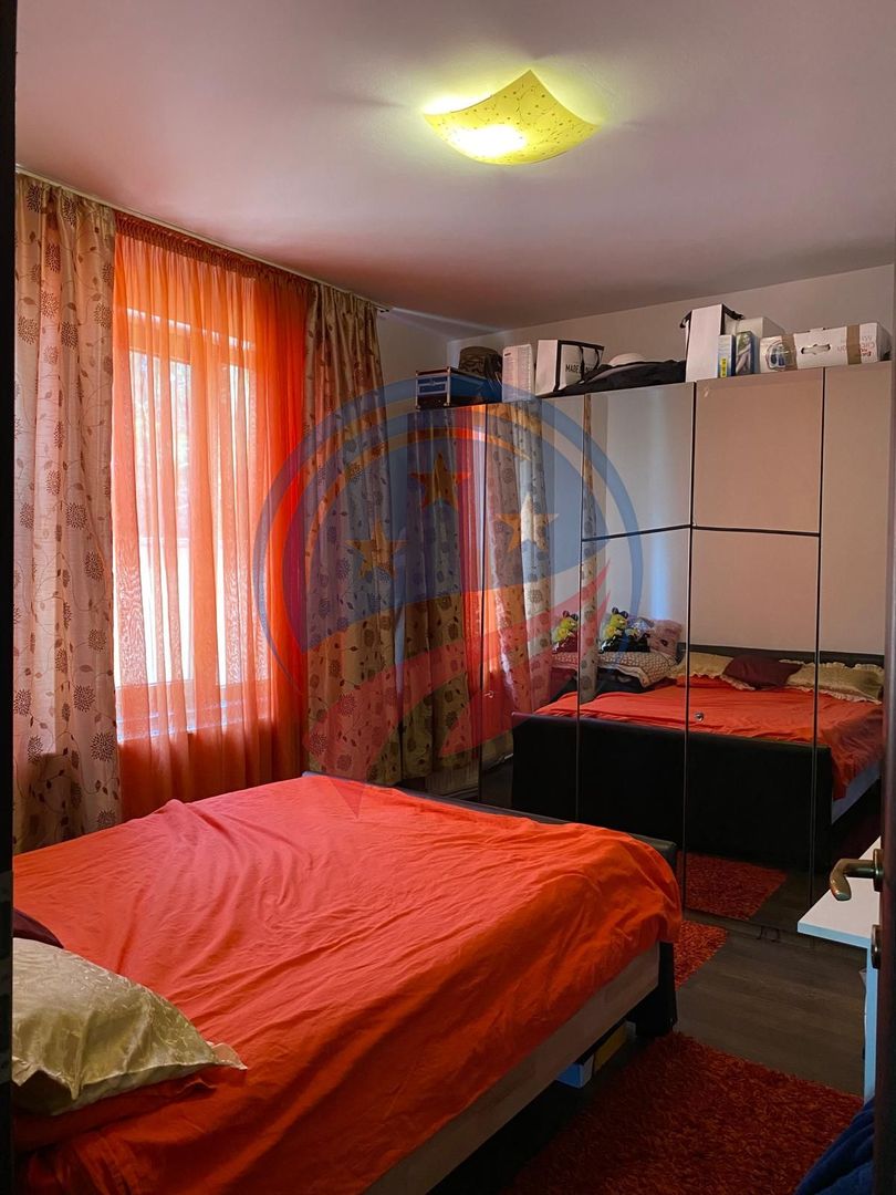 CASA DEOSEBITA APROAPE DE PROMENADA IN EUROCARTIER - Poză 7