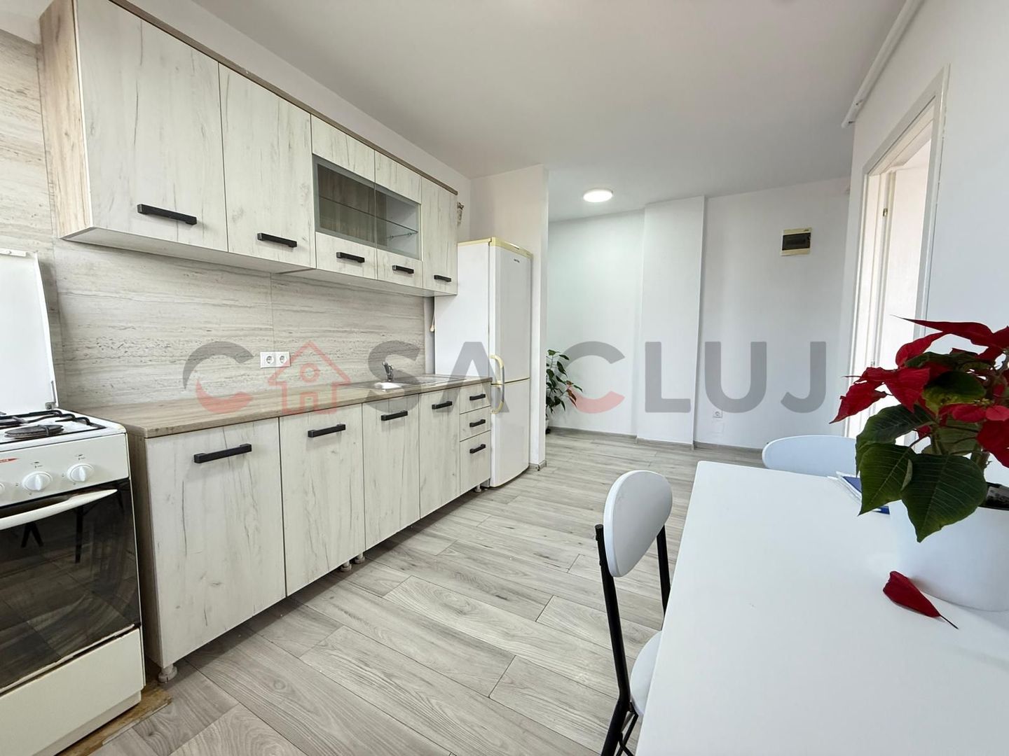 2 camere, decomandat, la cheie, parcare, Mina Cluj - Poză 7