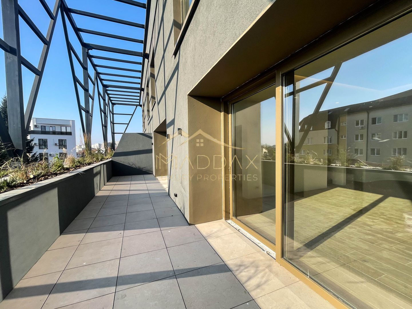 Impressive Penthouse-Triplex ** Green Building***/ 3 parking / Stefan Cel Mare - Poză 12