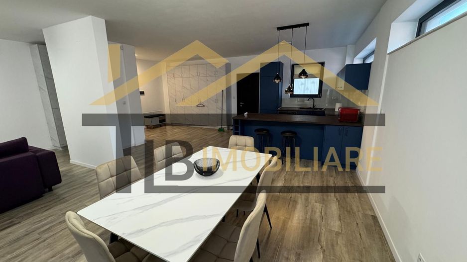 Apartament de 2 camere, 78mp, parcare, zona strazii Revolutiei - Poză 1