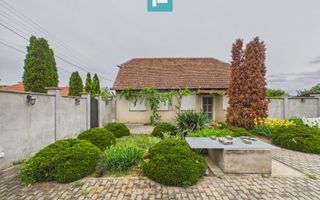 Casă complet modernizată, P+1 în Buteni, Arad - Poză 21