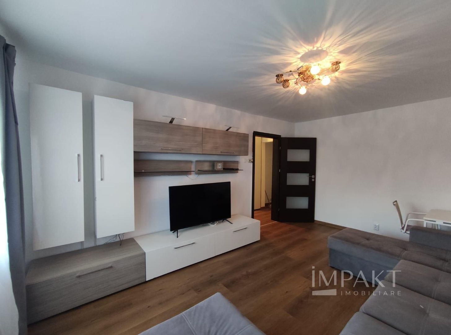 Apartament cu 3 camere, prima închiriere după renovare- zona UMF - Poză 7