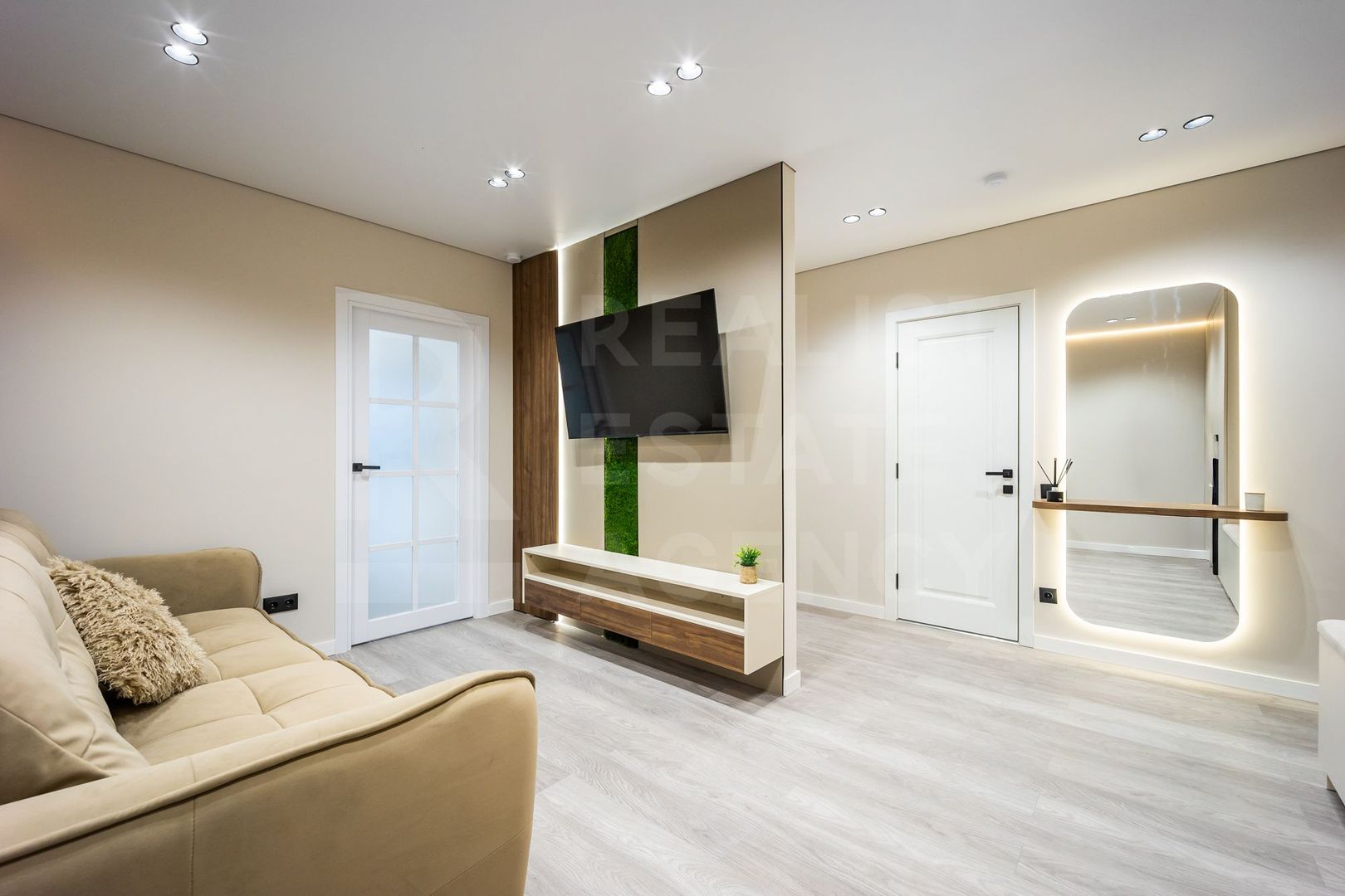 Vânzare, apartament, 2 camere, Str Nicolae Milescu Spătarul, Ciocana - Poză 2