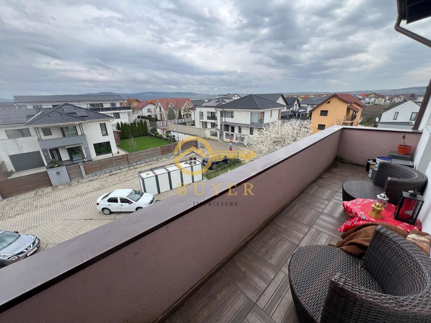 Apartament cu 3 cam mobilat si utilat- Etaj 2, balcon- zona Brana - Poză 5