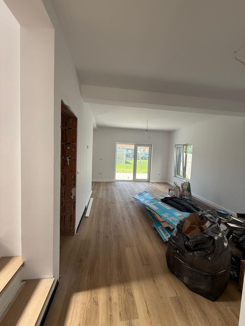 Duplex 4 dormitoare - zona KidsPark -  Dumbravita - Poză 1