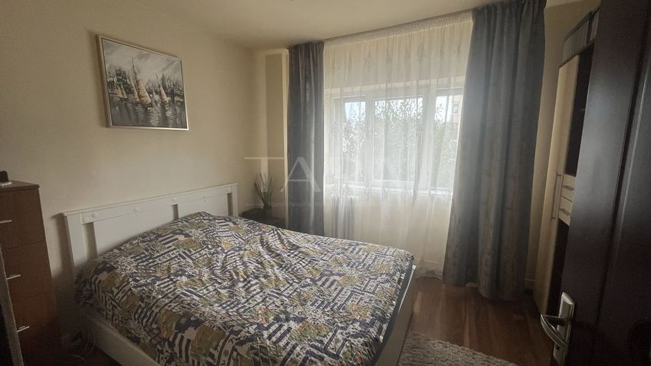 Apartament spațios, complet mobilat, în zonă liniștită - Poză 5