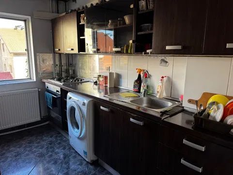 Apartament 3 camere Complexul Studentesc etaj 1 - Poză 4