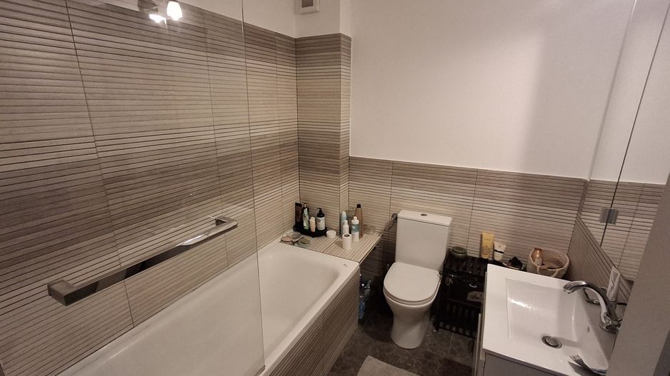 De vanzare apartament cu gradina - Poză 4