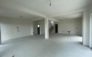 Casa individuala de vanzare, zona Restaurant Aroma! - Poză 2