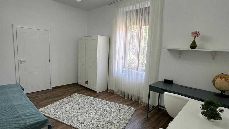Imobil cu destinatii multiple- 6 apartamente - Poză 14