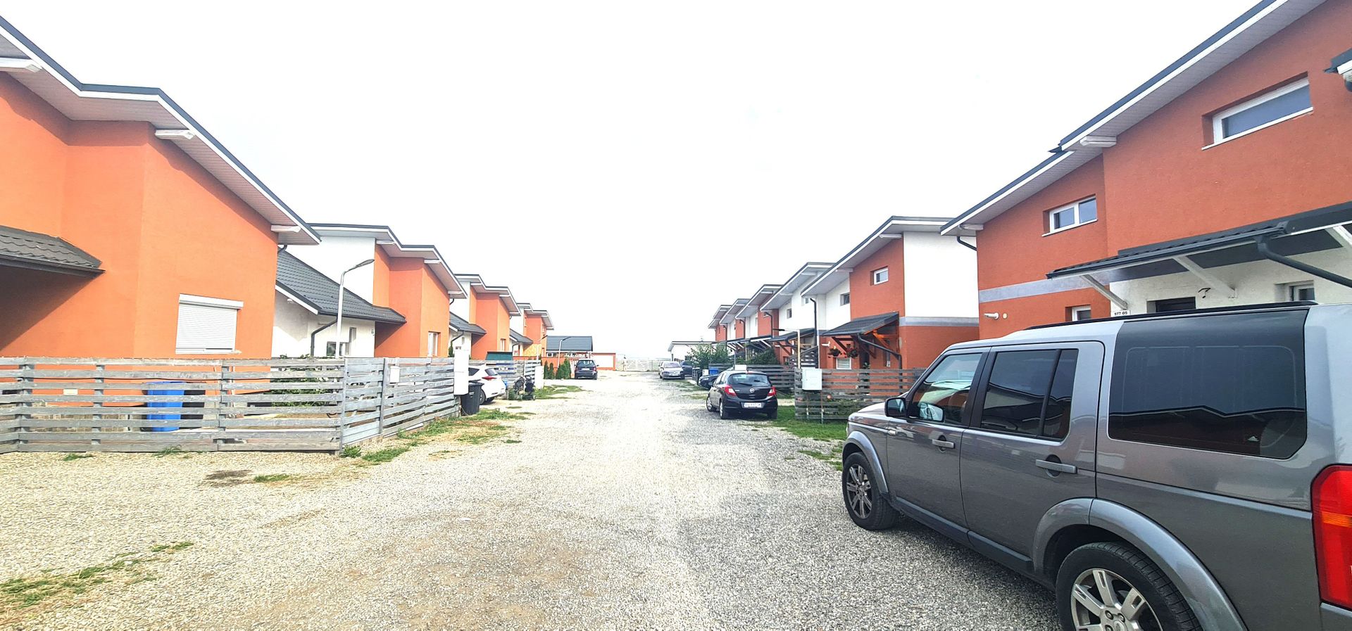 Casa 4 camere complex rezidential intrare Tarlungeni Brasov - Poză 11