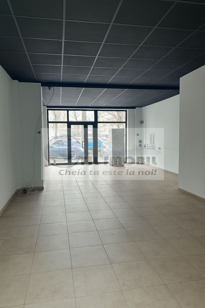Inchiriere - Spațiu Comercial – 75 mp, Dacia – Vizibilitate Maximă ! - Poză 1