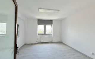 Spatii comerciale moderne de inchiriat, in cladire recent renovata - Poză 26