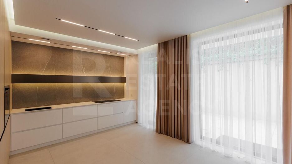 Vânzare, Townhouse, 3 nivele, strada Anton Crihan, Centru - Poză 29