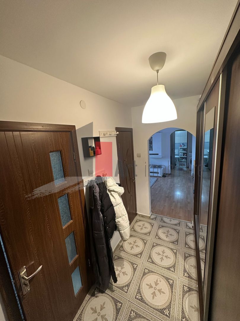 Apartament cu 3 camere în Zona 1Decembrie - Poză 4