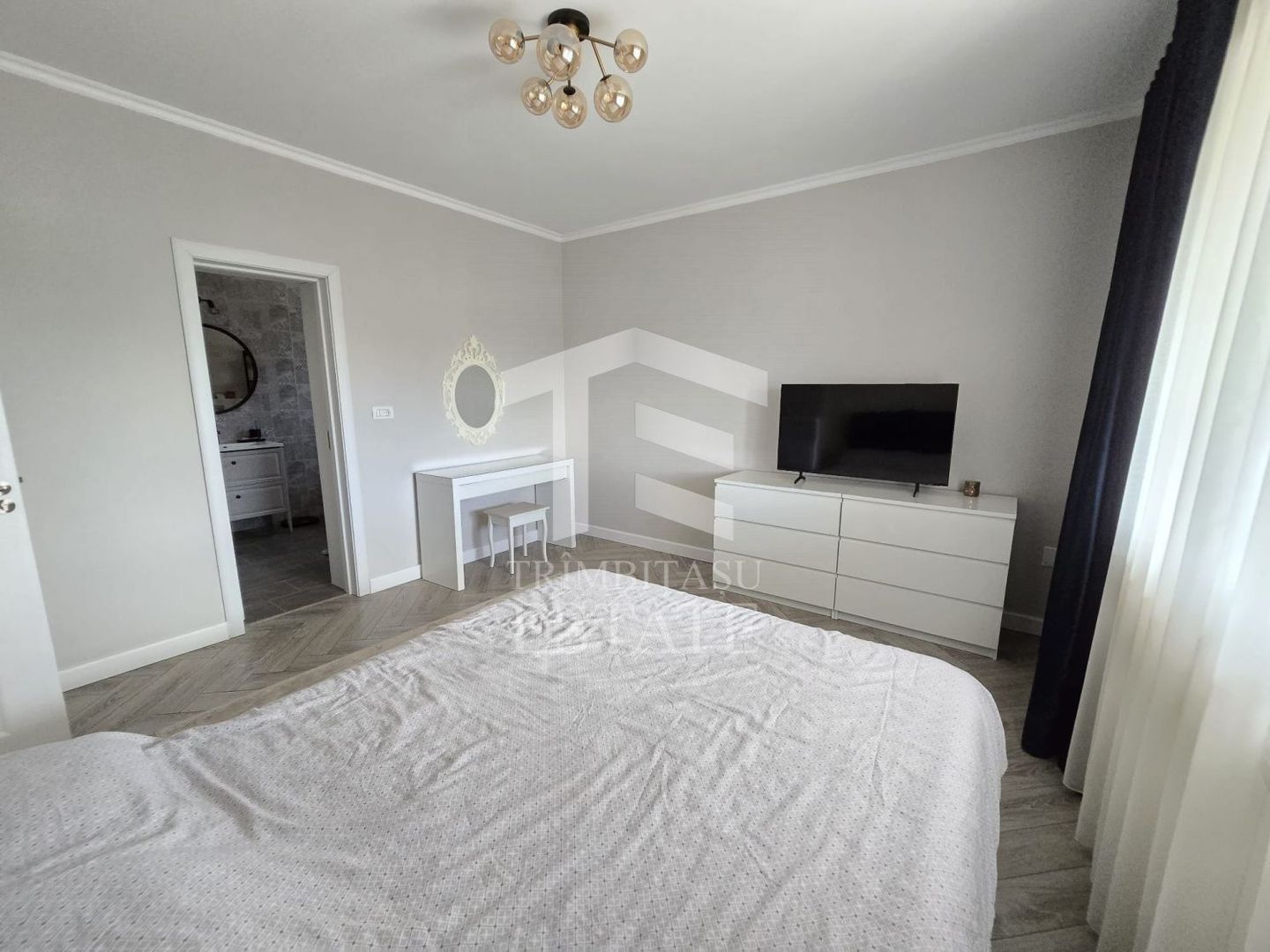 TUZLA - 3 camere | modern | lux | gata de mutat | complet mobilata - Poză 26